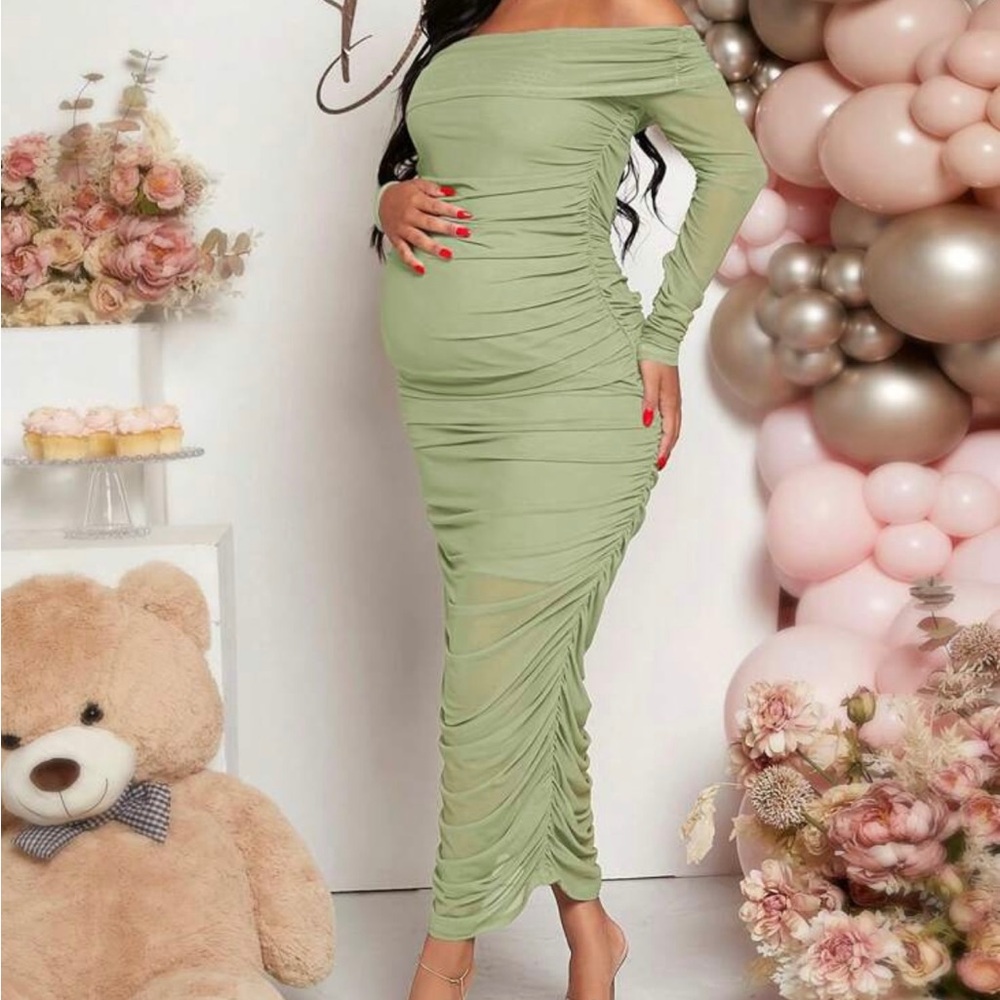 Elegant Off-Shoulder Green Dress